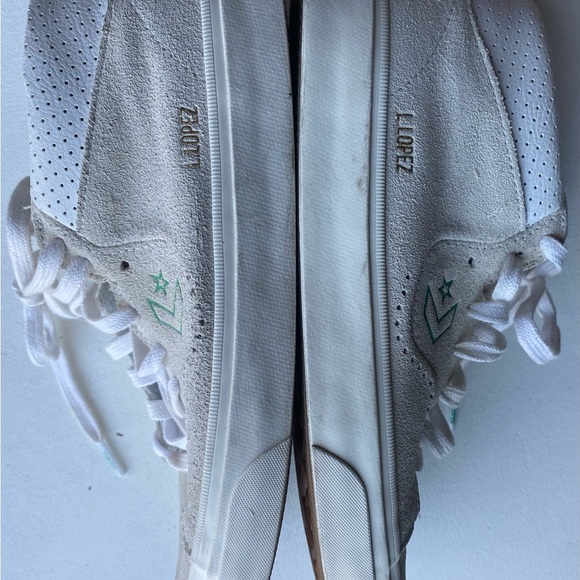 Converse  White and TanSneakers - Picture 2 of 10